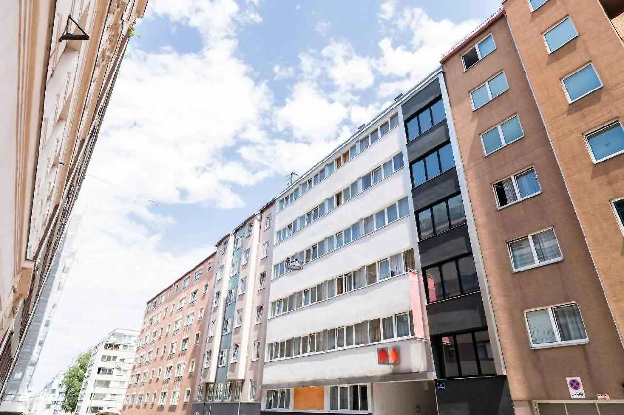 Apartments Favoriten Viena 0*,  Austria