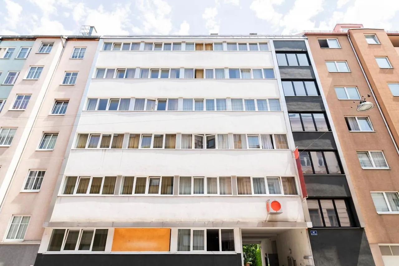 Apartments Favoriten Viena 0*,  Austria